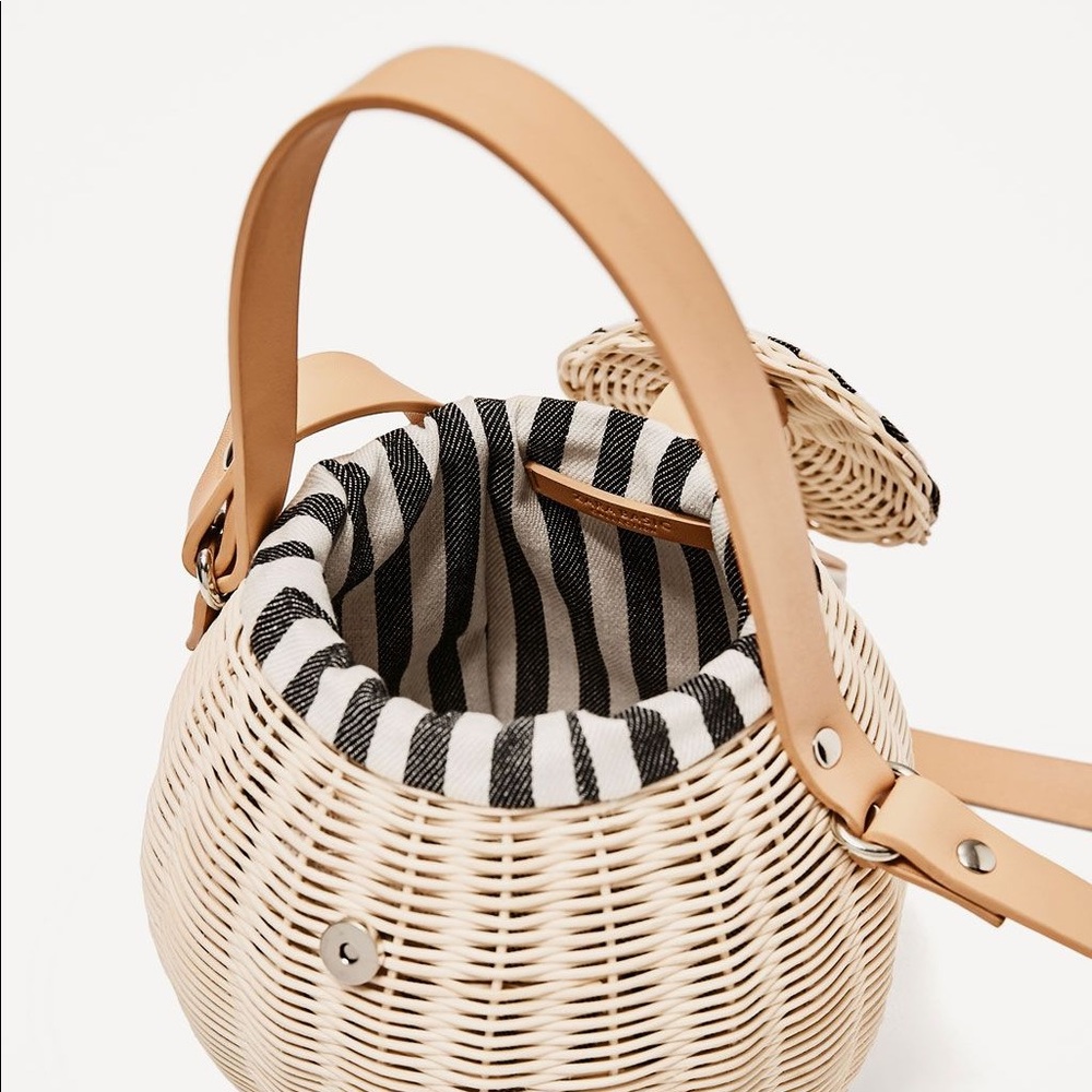 NWT Zara Raffia Wicker Bucket Bag
